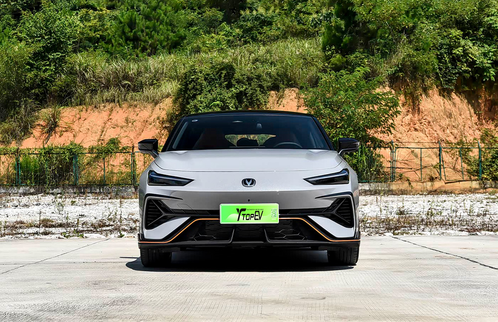 
								Changan UNI-V 2025 full									
