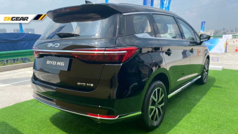 
								BYD M6 2025 full									