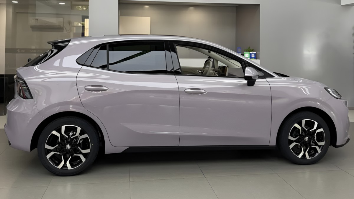
								MG4 EV 2025 full									