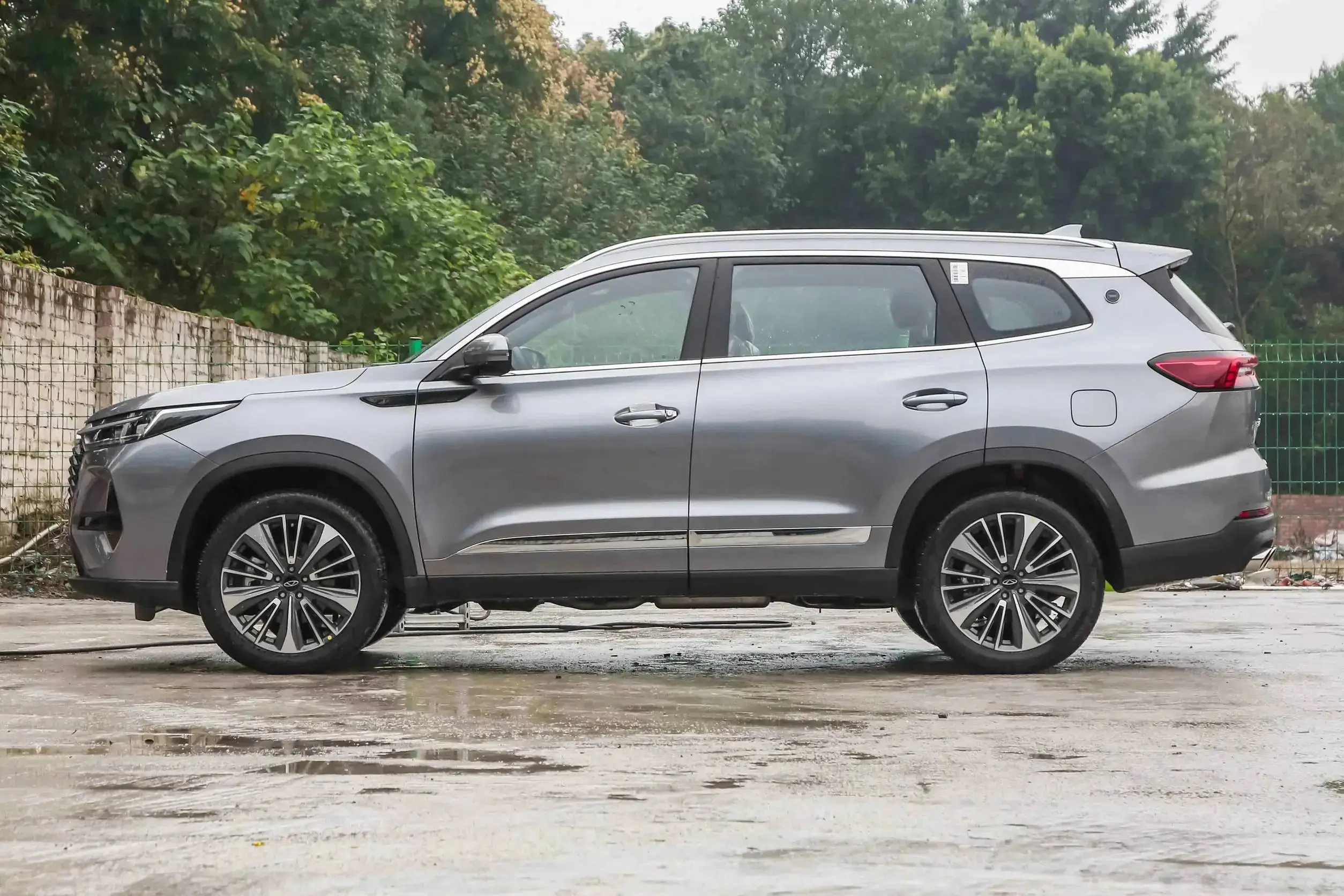 
								Chery Tiggo 8 Pro 2025 full									