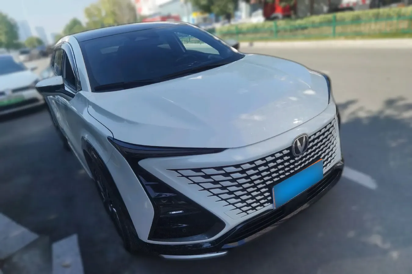 
								Used 2023 ChangAn UNI-T 1.5T 188HP L4 7DCT full									