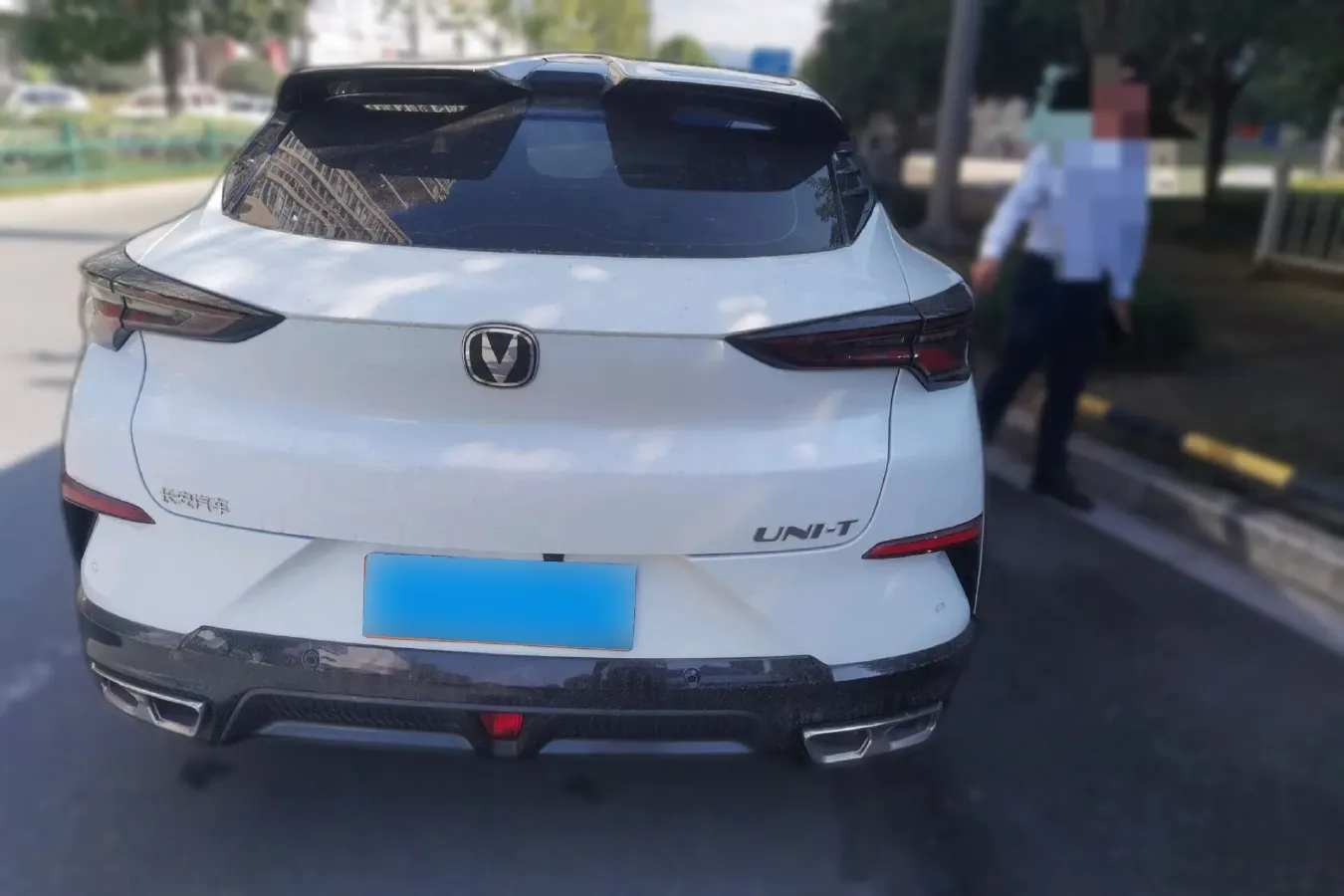 
								Used 2023 ChangAn UNI-T 1.5T 188HP L4 7DCT full									
