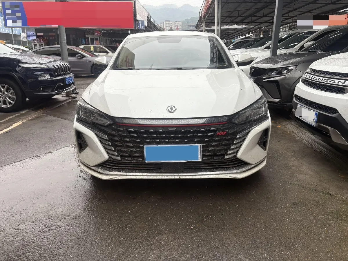 
								Used 2023 DongFeng Aeolus YiXuan MAX 1.5T 190HP L4 7DCT full									